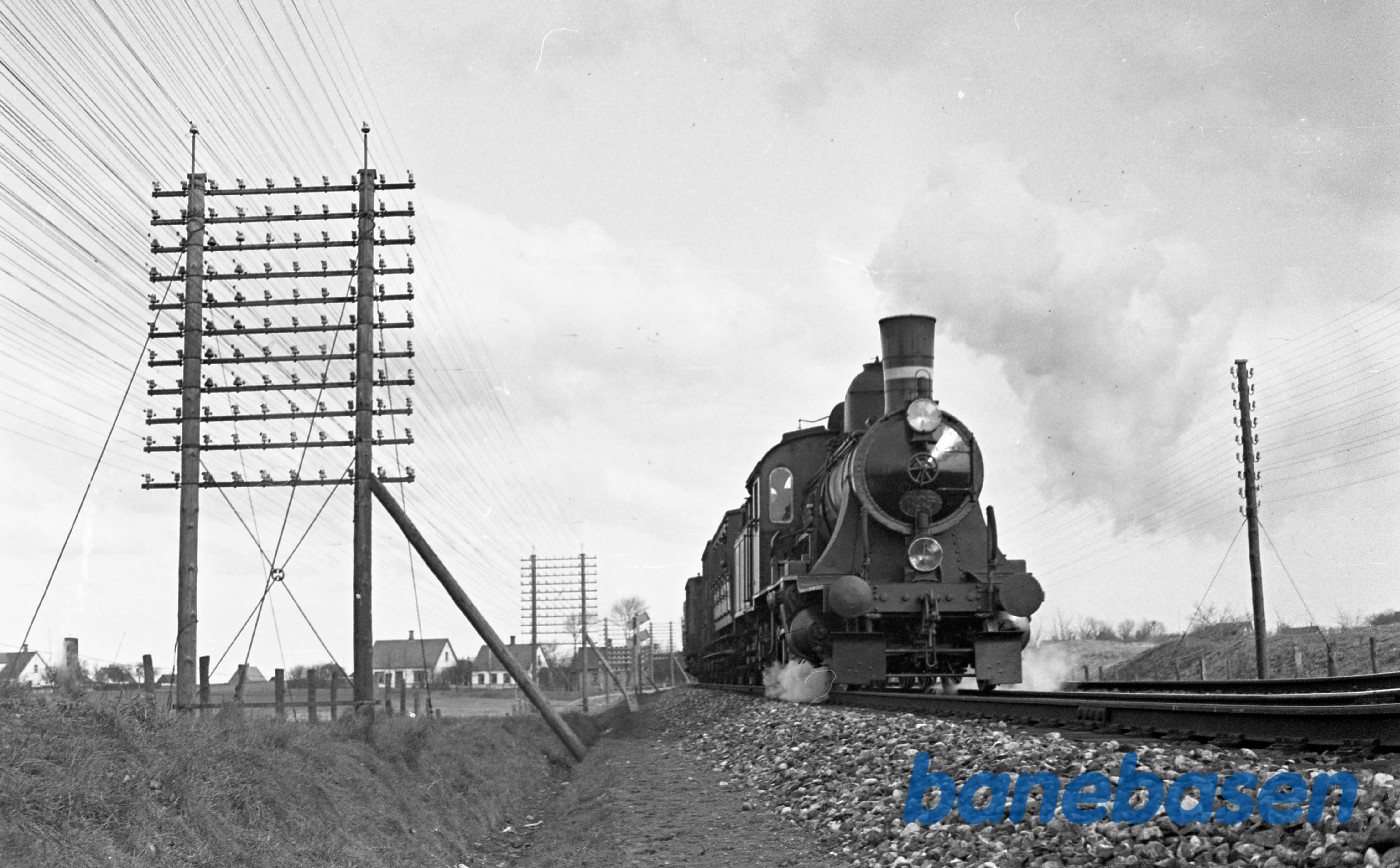 Strækningsfoto af damptog Strækningsfoto af damptog