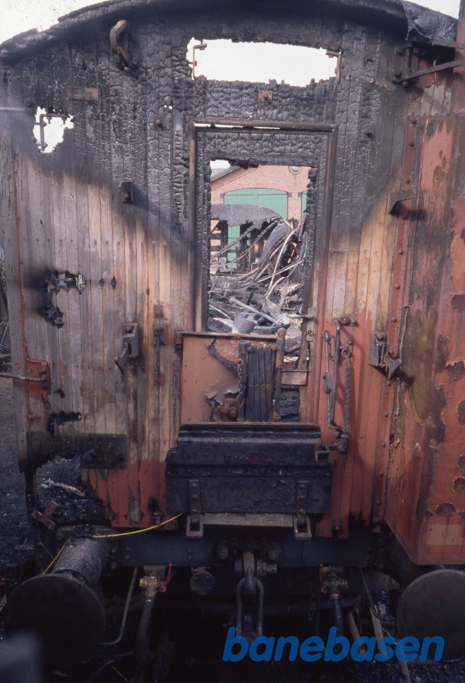 Den svenske spisevogn, der brændte i Græsted i 2001 Den svenske spisevogn, der brændte i Græsted i 2001