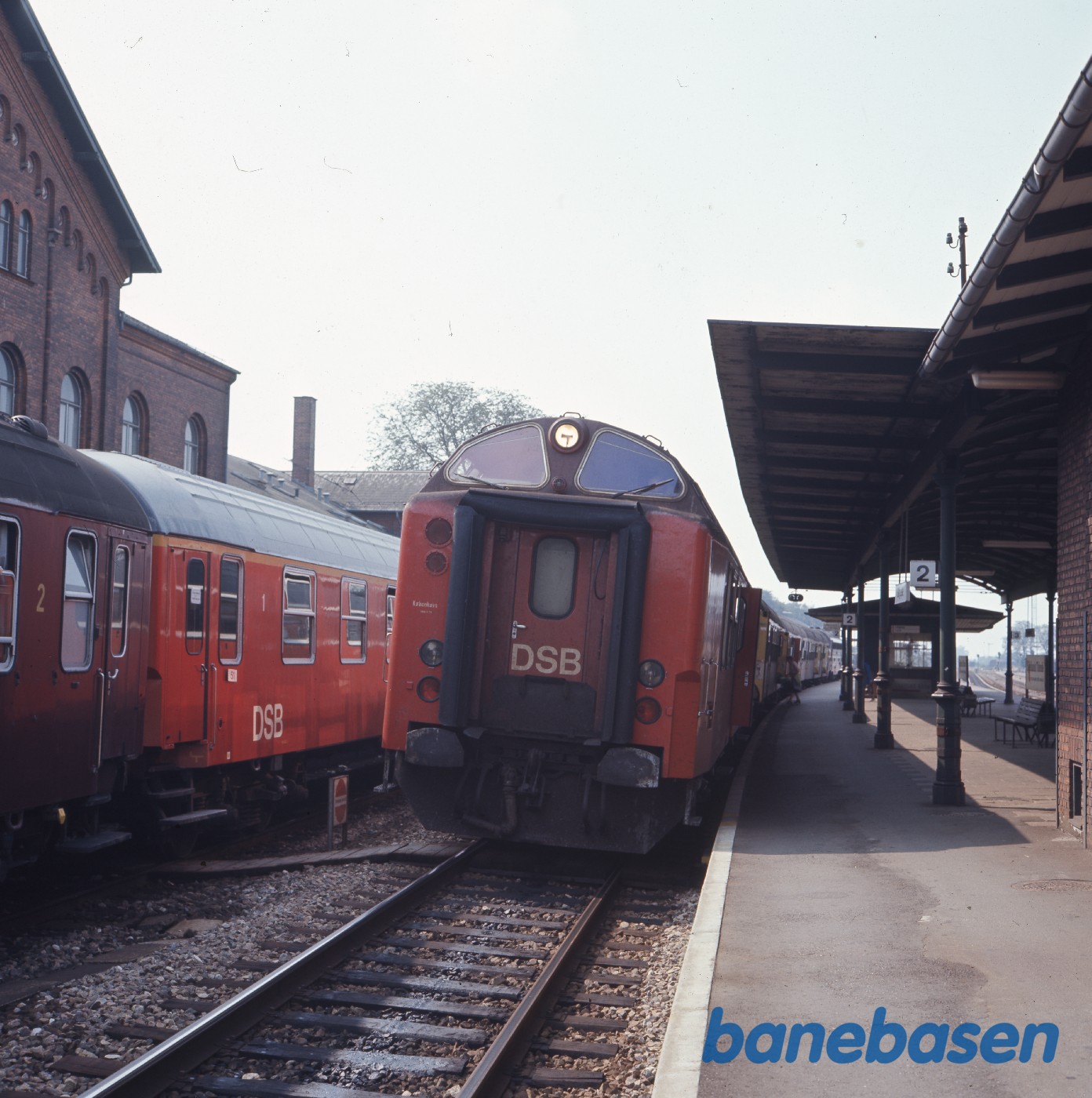 Rødt materiel på Slagelse station Rødt materiel på Slagelse station