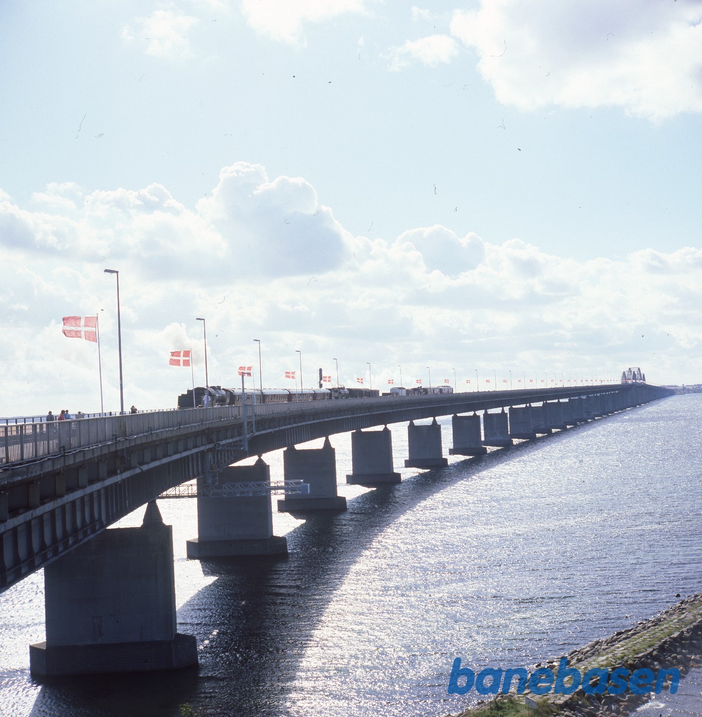 Jubilæumsarrangement på Storestrømsbroen Jubilæumsarrangement på Storestrømsbroen