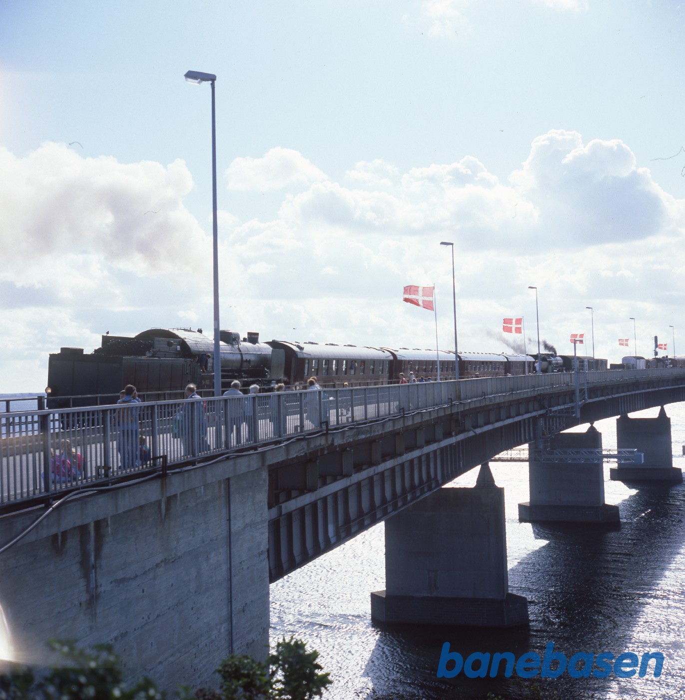 Jubilæumsarrangement på Storestrømsbroen Jubilæumsarrangement på Storestrømsbroen