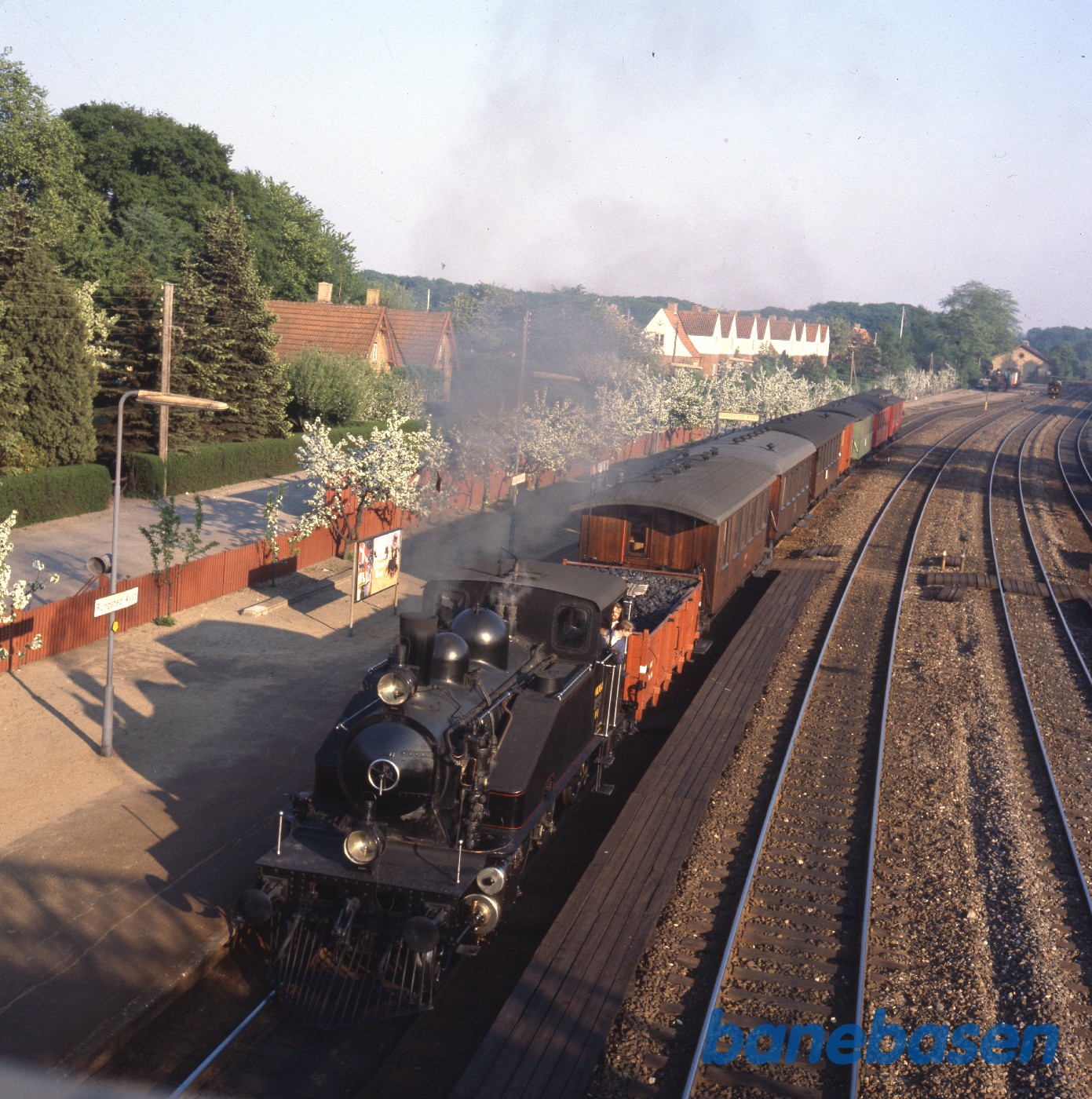 OKMJ 14 ankommet med særtog, Rungsted spor 1 OKMJ 14 ankommet med særtog, Rungsted spor 1