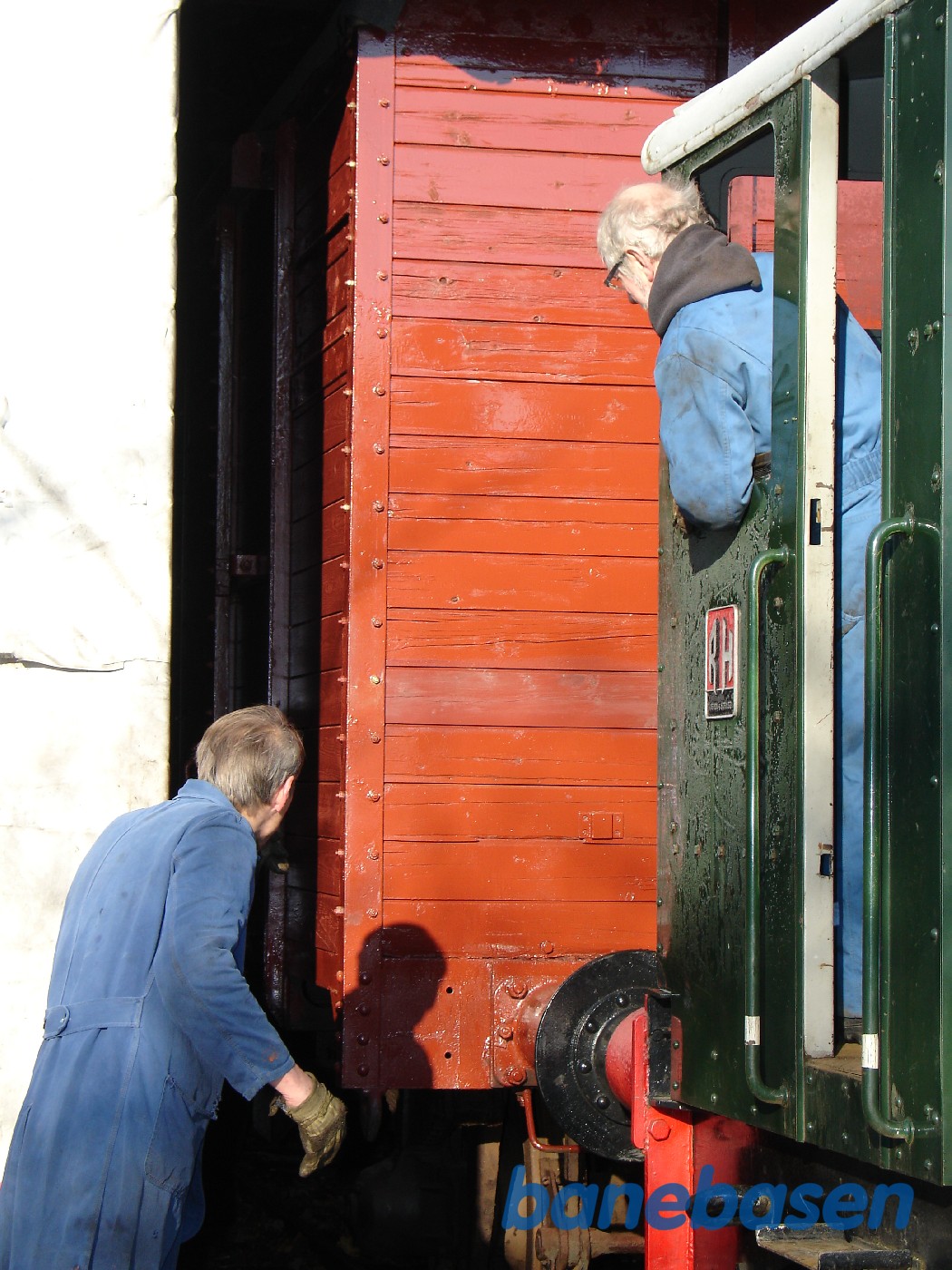 Rangering ind i værkstedet med Ruston Rangering ind i værkstedet med Ruston