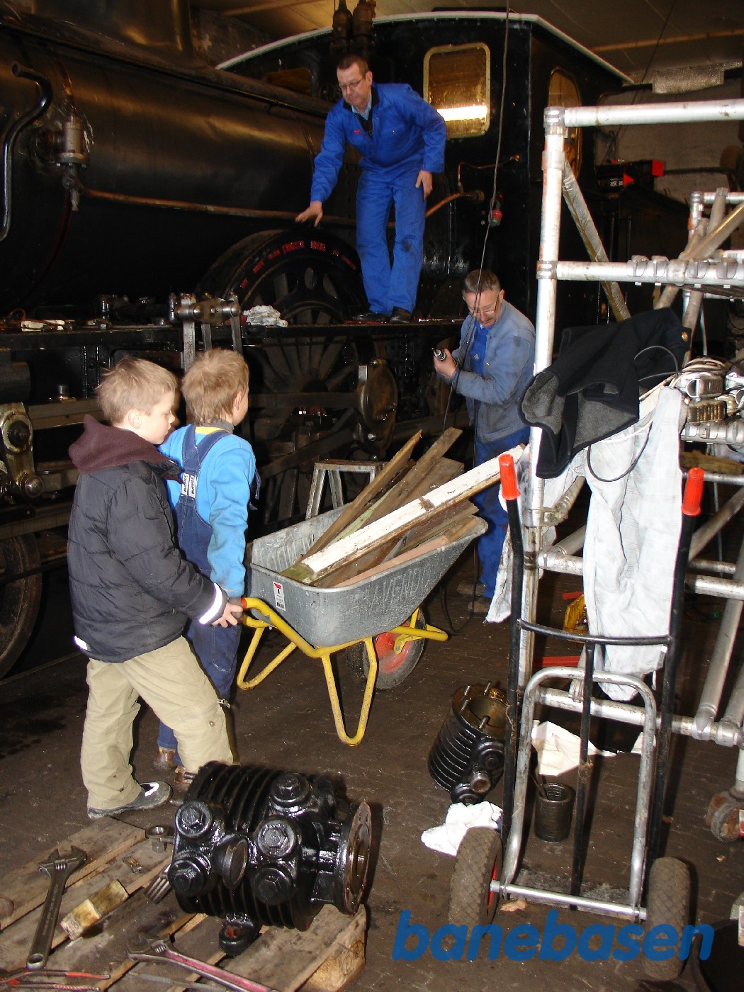 Der arbejdes på K 582 i Rungsted remise Der arbejdes på K 582 i Rungsted remise