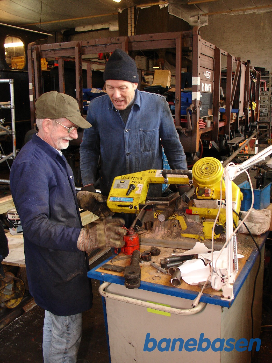 Ny båndsavafprøves Ny båndsavafprøves