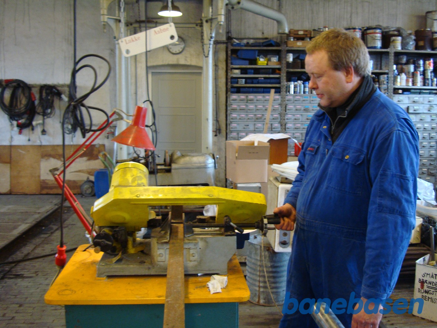 Ny båndsavafprøves Ny båndsavafprøves