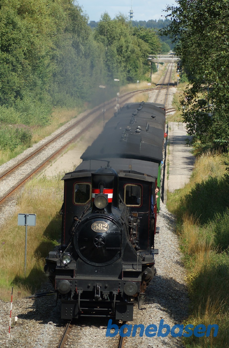 Særtog med K582 set fra bro Særtog med K582 set fra bro