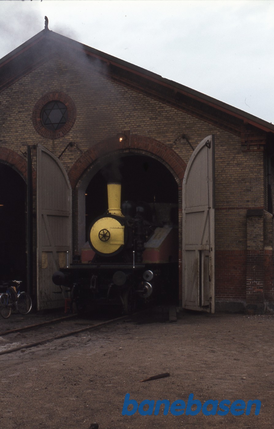 Opfyring af Nr. 14 inden første prøvetur Opfyring af Nr. 14 inden første prøvetur