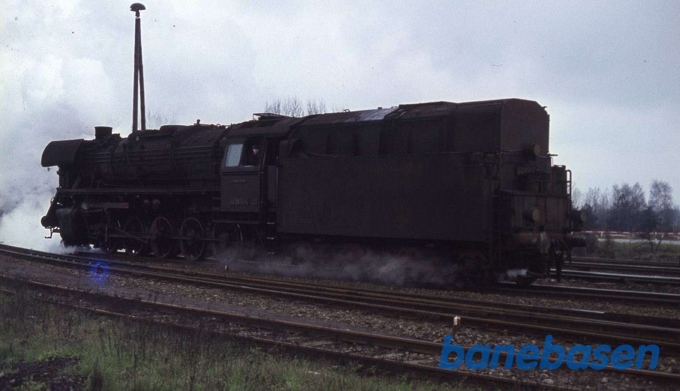 Solo oliefyret godstogslokomotiv Solo oliefyret godstogslokomotiv