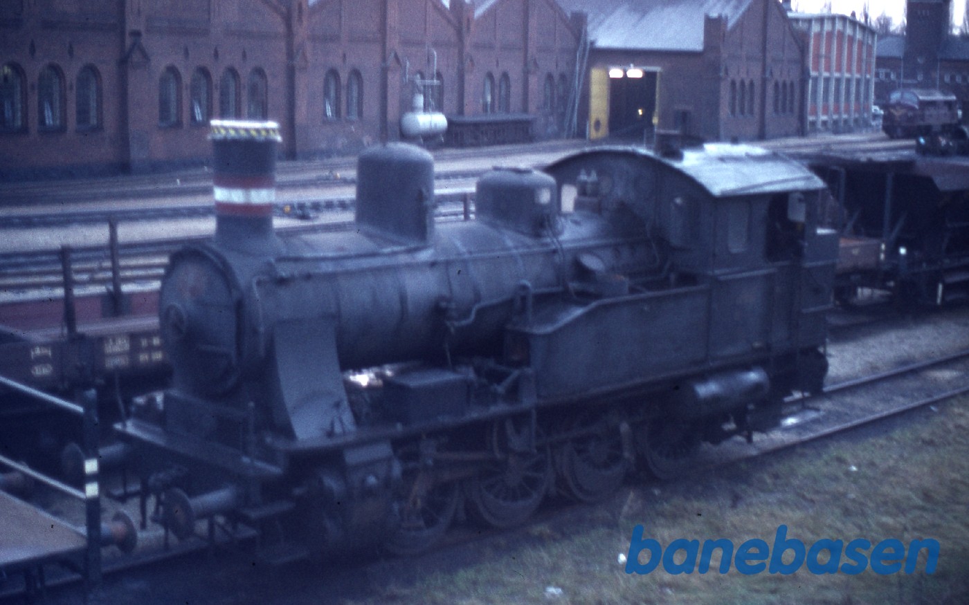 Rangerlokomotiv i askekassen på Mgb Rangerlokomotiv i askekassen på Mgb