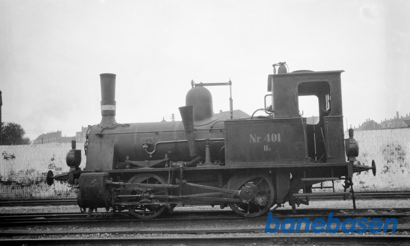 Damplokomotiv Hc 401 ved maskindepotet i Aarhus Damplokomotiv Hc 401 ved maskindepotet i Aarhus