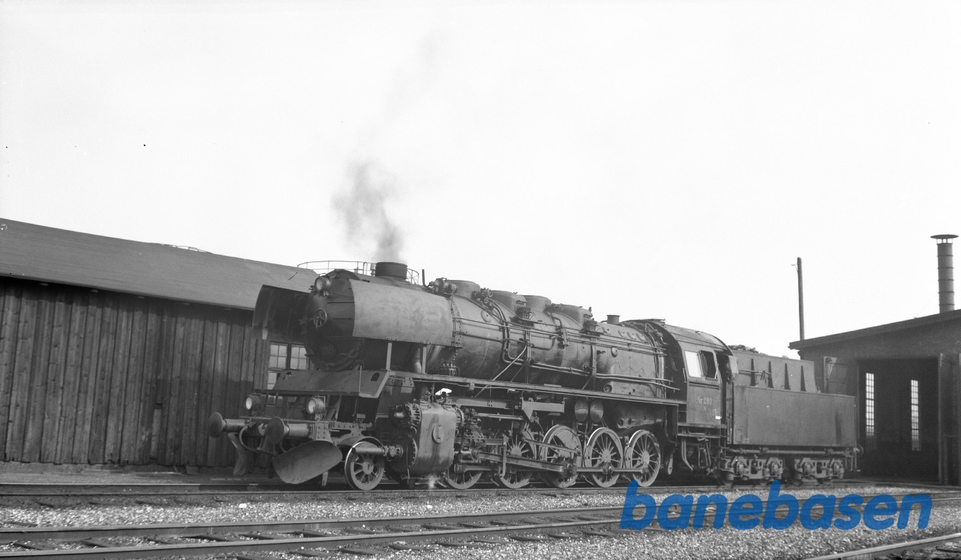 Damplokomotiv N 209 ved remisen i Padborg Damplokomotiv N 209 ved remisen i Padborg