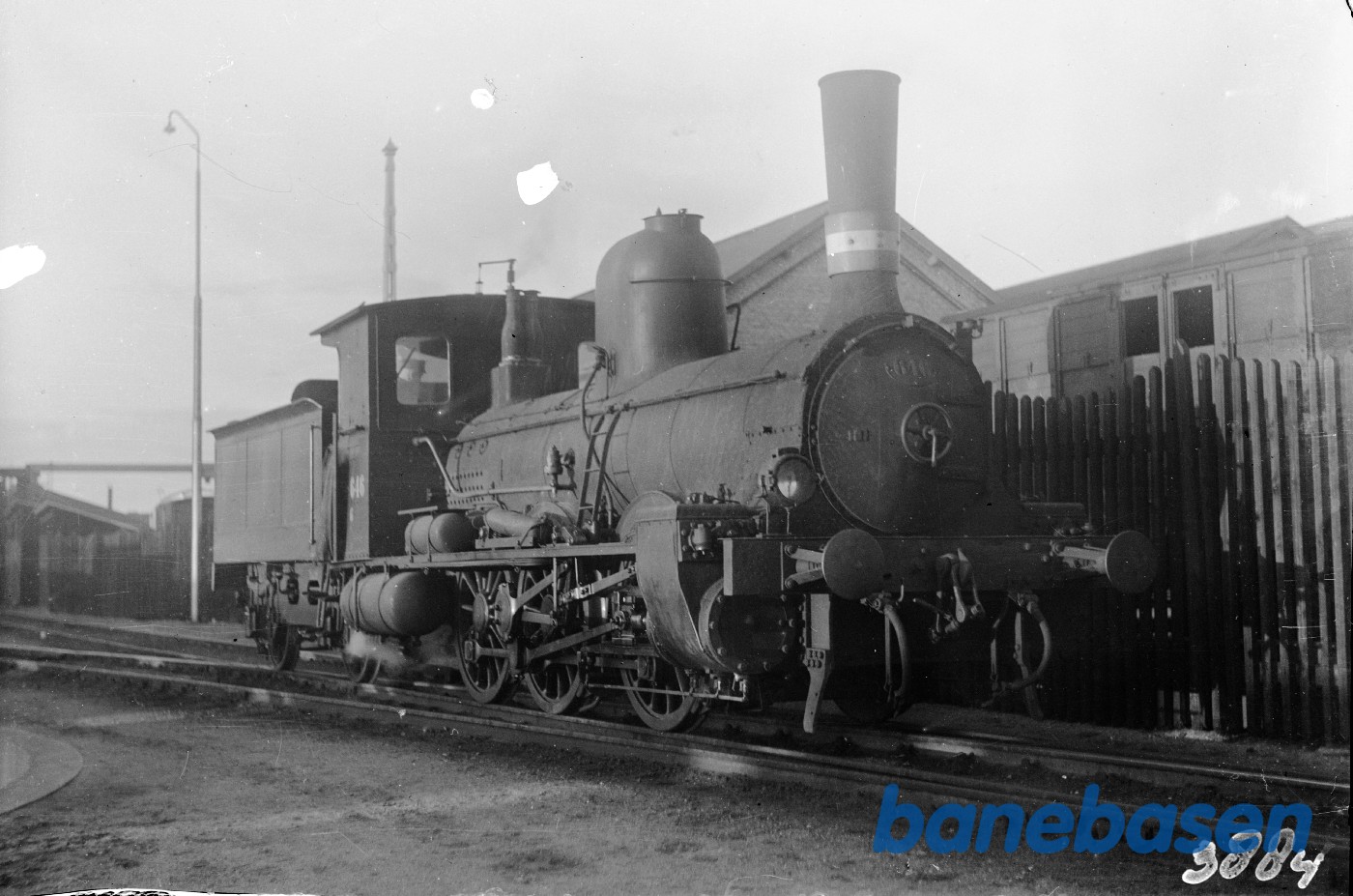 Damplokomotiv G 646 i ved remisen i Nyborg Damplokomotiv G 646 i ved remisen i Nyborg