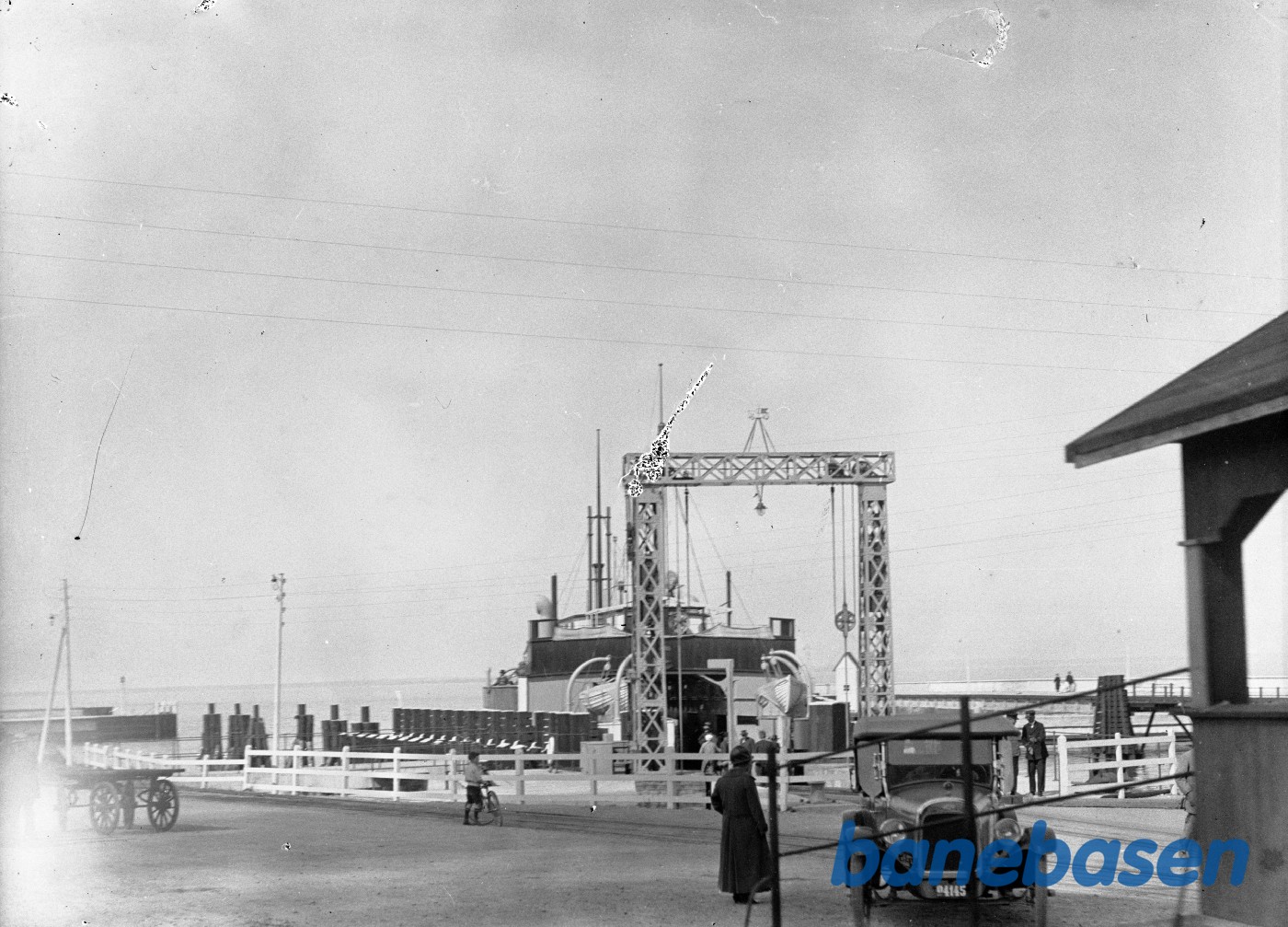 Med færgen Med færgen