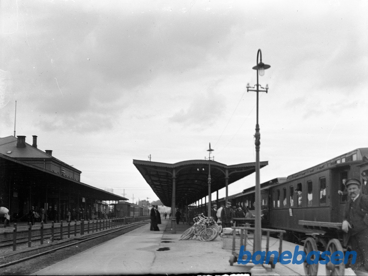 Perronscene Perronscene