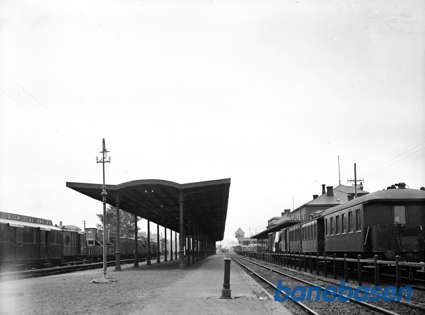 Mod færgehallen. SFJ tog Mod færgehallen. SFJ tog