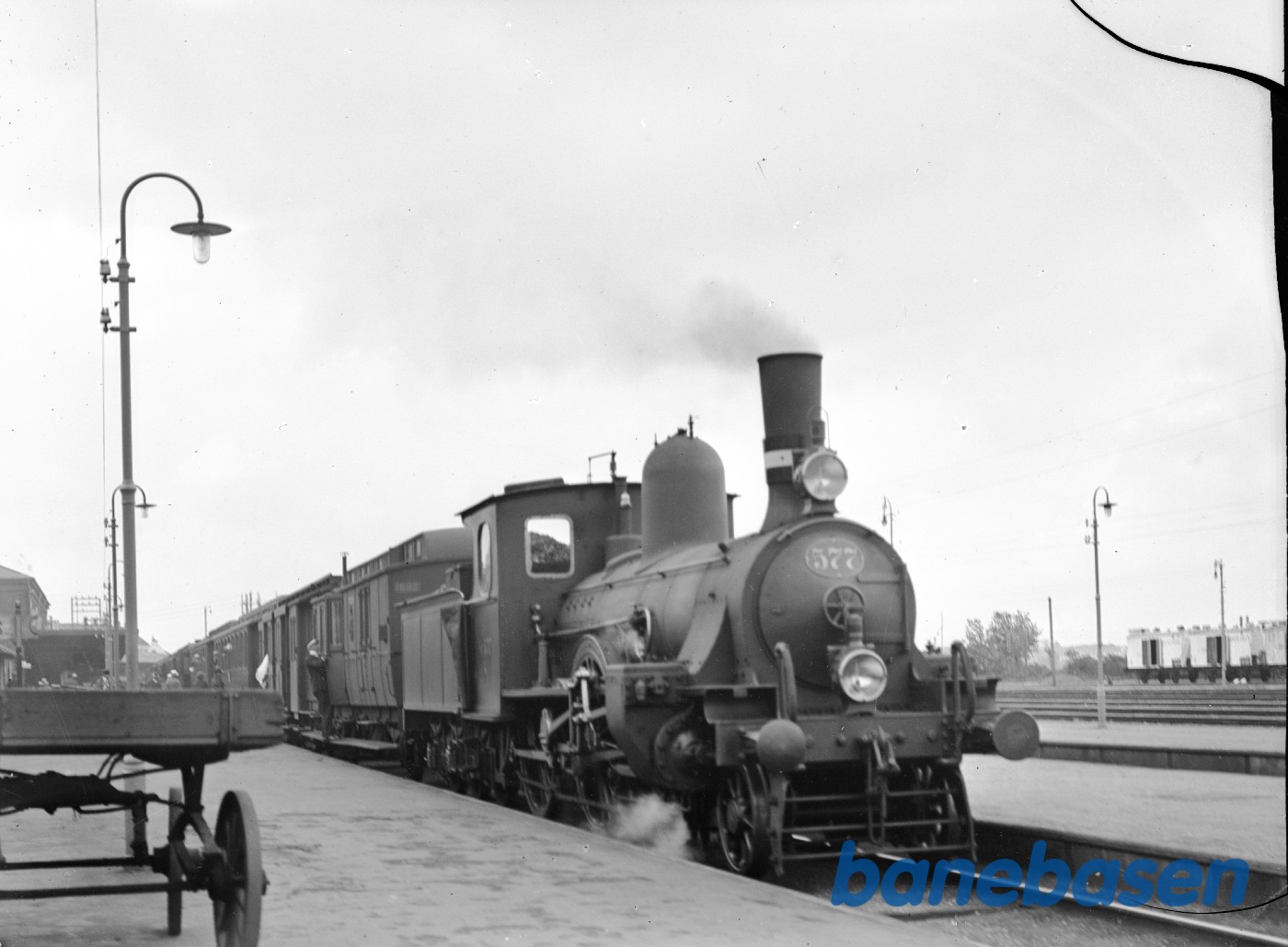 K 577 med tog K 577 med tog