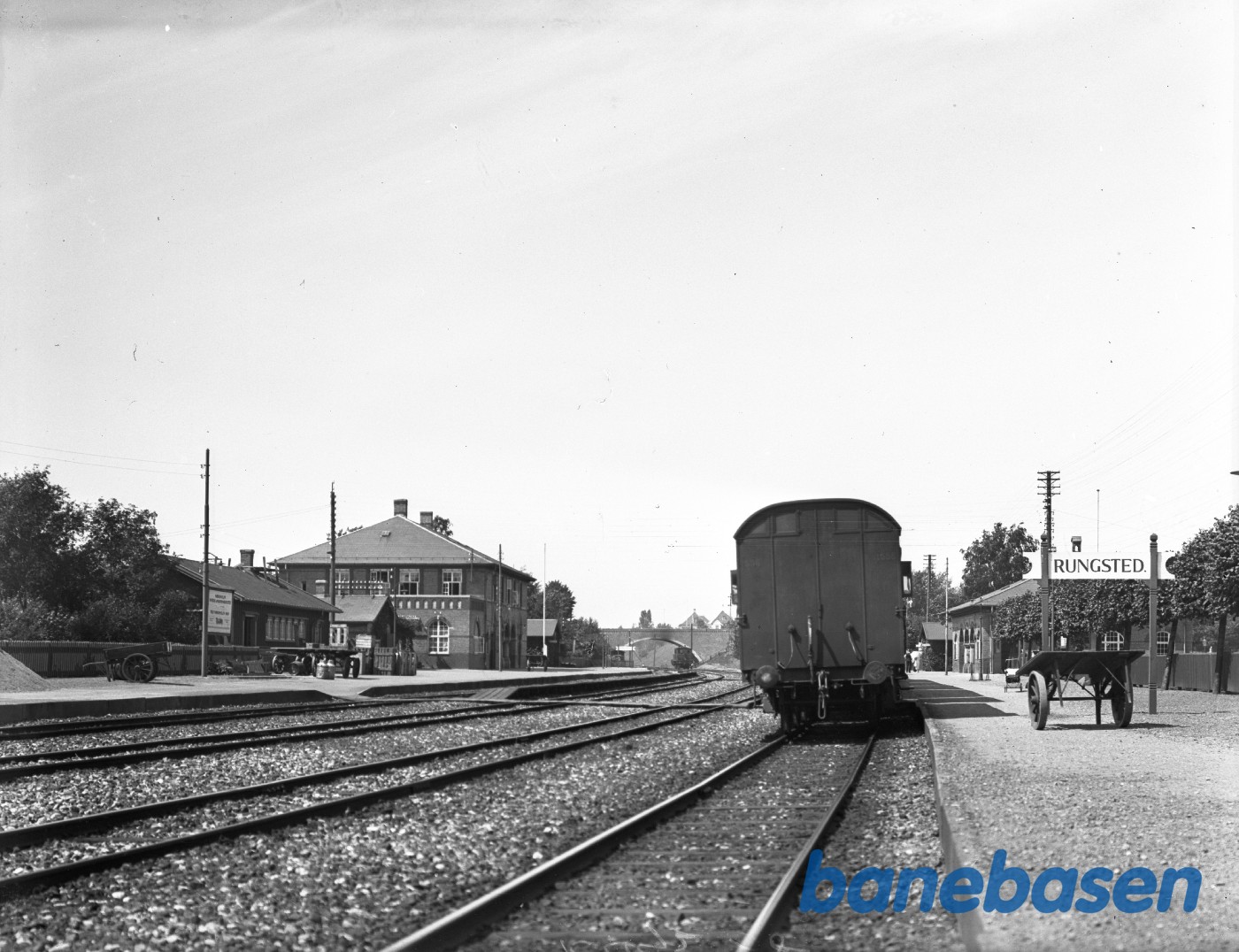 Perronside Perronside