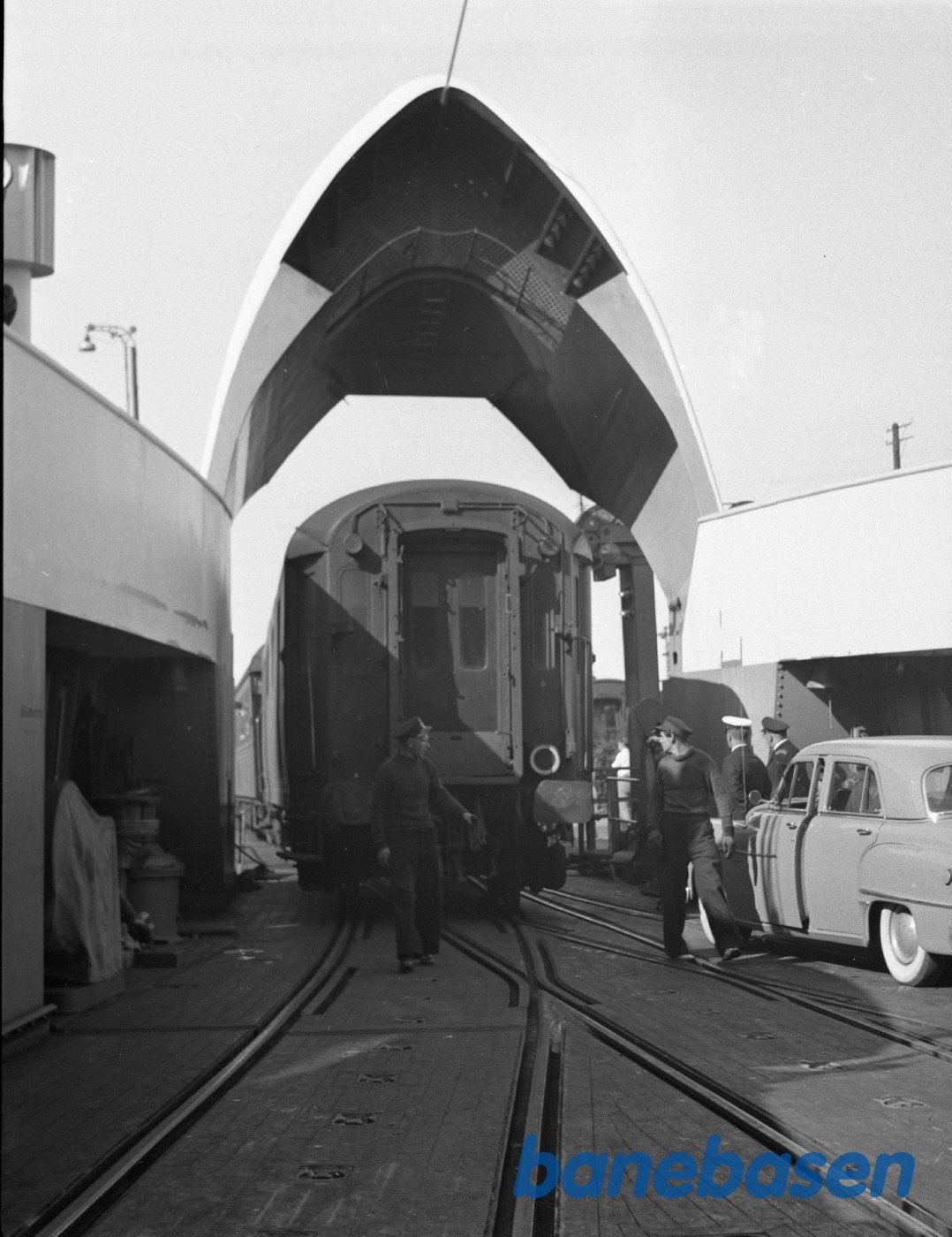 DSB Nord Express rangerer på færgen DSB Nord Express rangerer på færgen