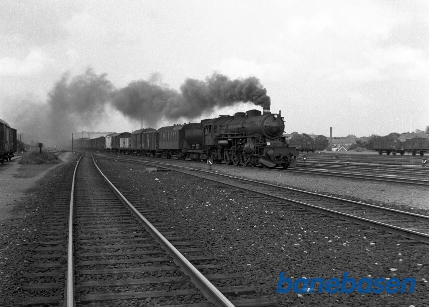 DSB E 995 med tog 2041 (Godstog) DSB E 995 med tog 2041 (Godstog)