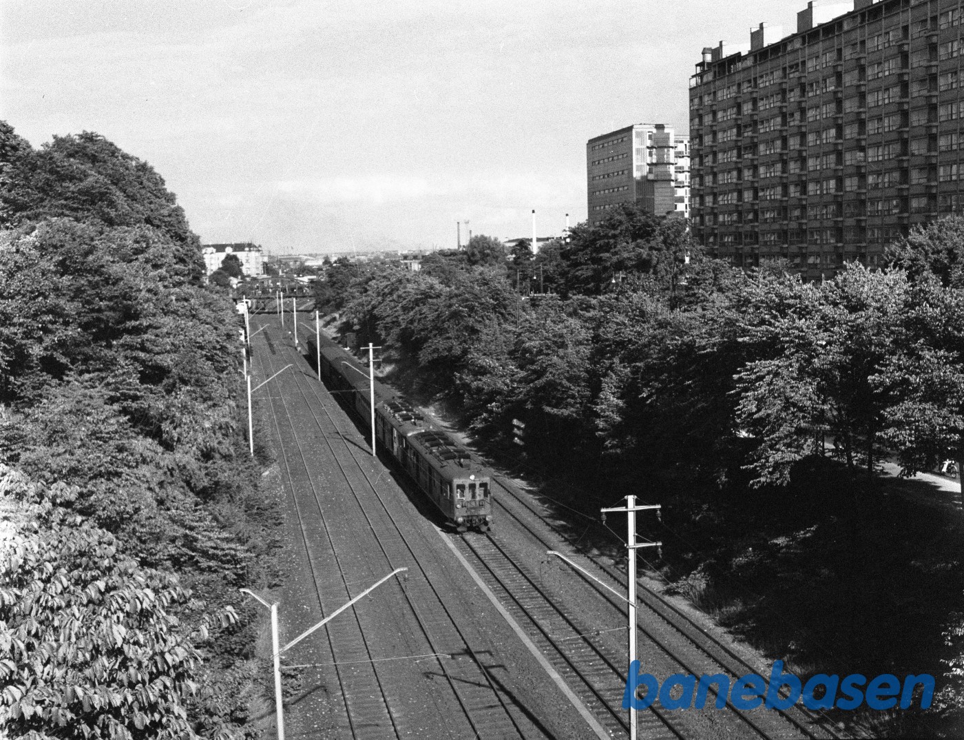 DSB MO x2 med tog til Roskilde DSB MO x2 med tog til Roskilde