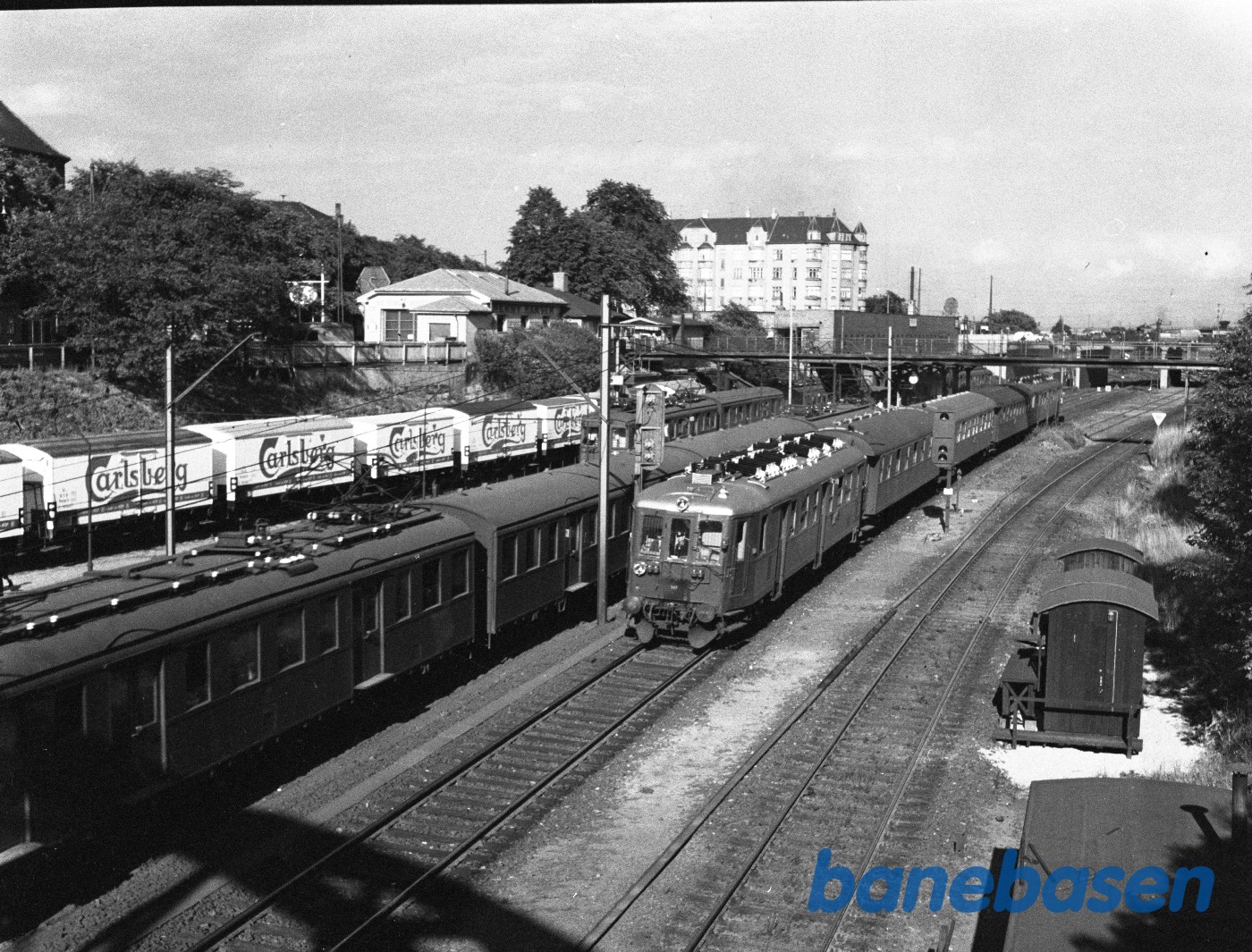 DSB MO med tog mod Roskilde DSB MO med tog mod Roskilde