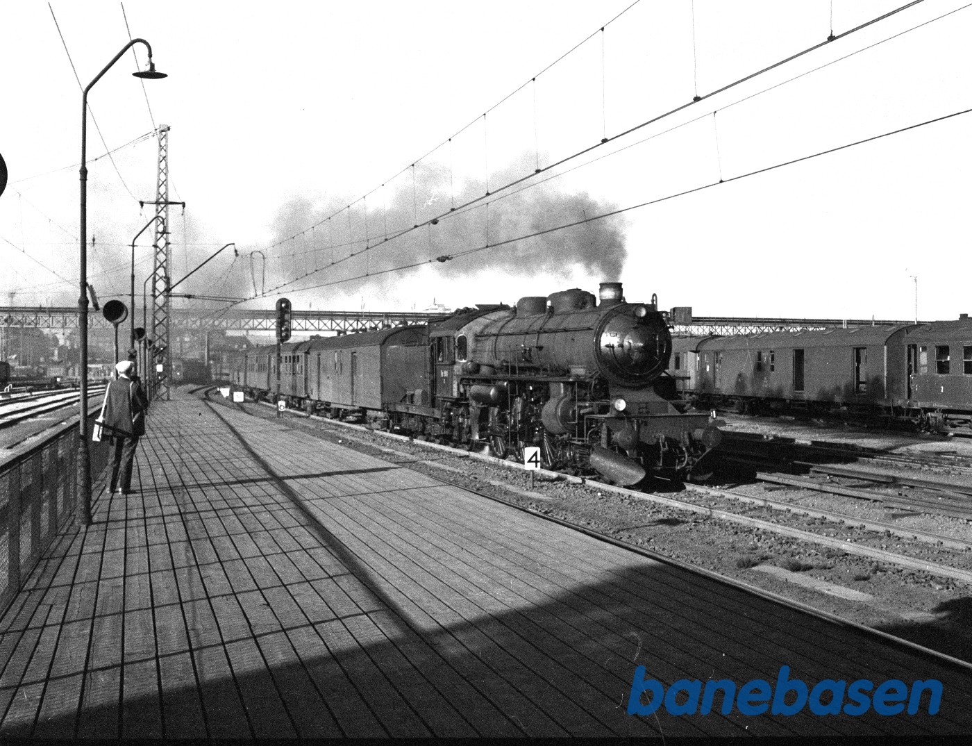 DSB E 99? med tog 73 DSB E 99? med tog 73