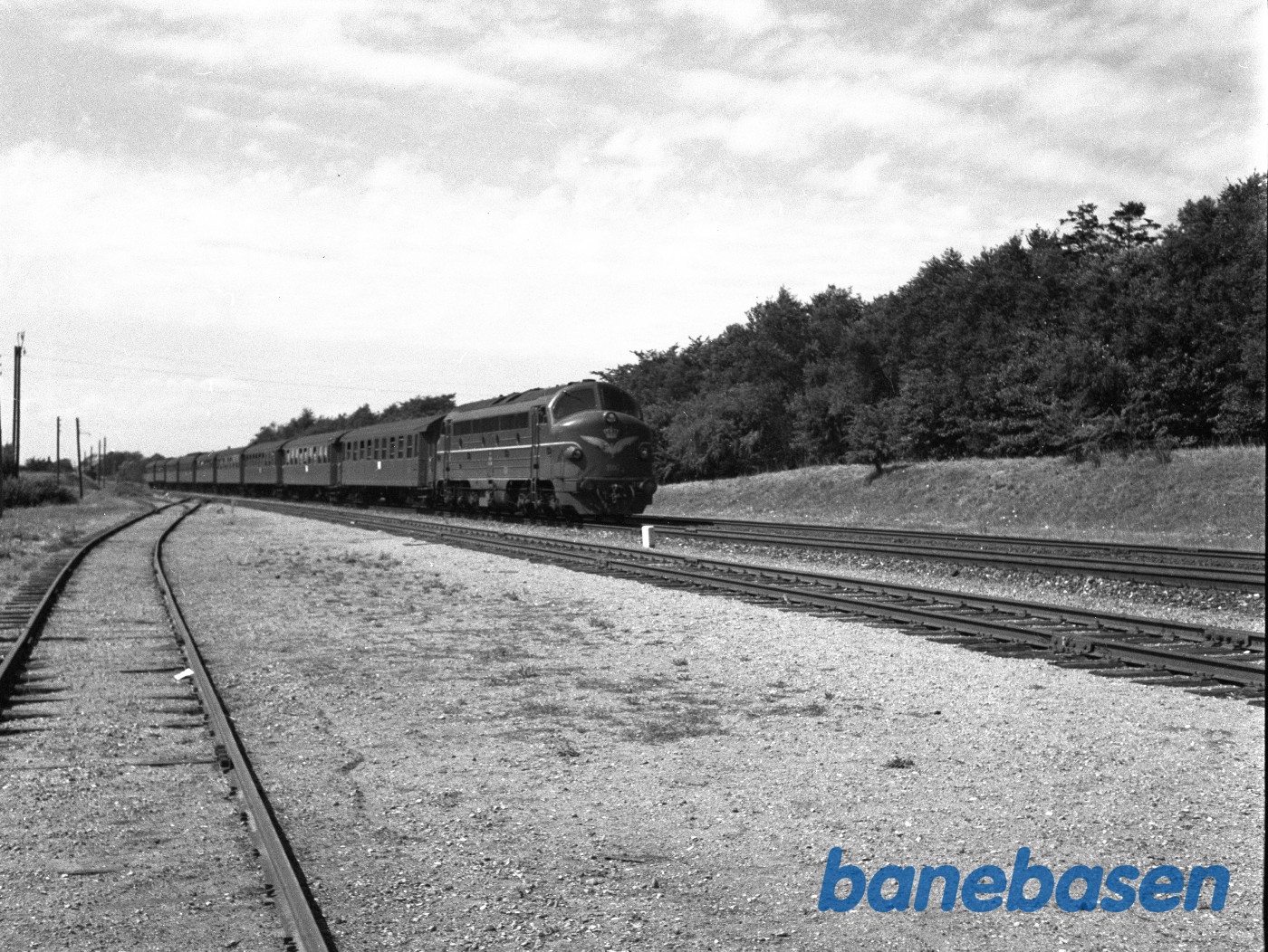 DSB MY 1107 med tog 46 DSB MY 1107 med tog 46