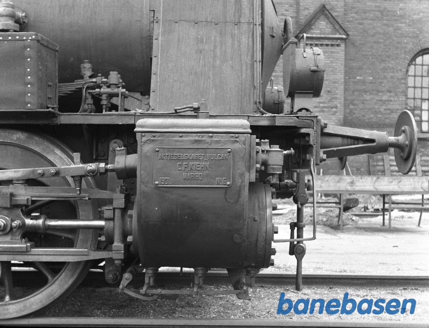 DSB HS 415 detail af fabriksplade DSB HS 415 detail af fabriksplade