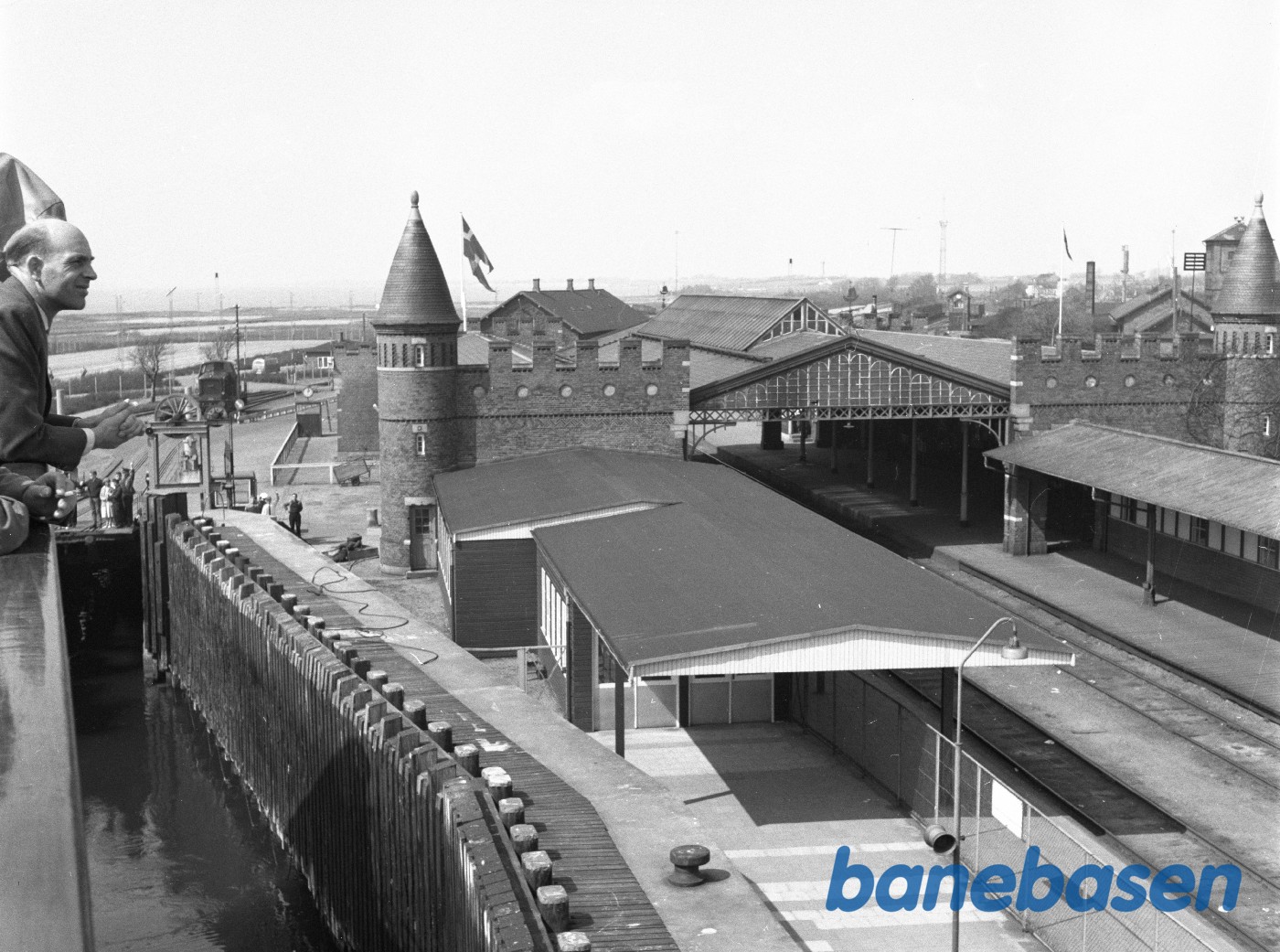 DSB Gedser station set fra færgen DSB Gedser station set fra færgen