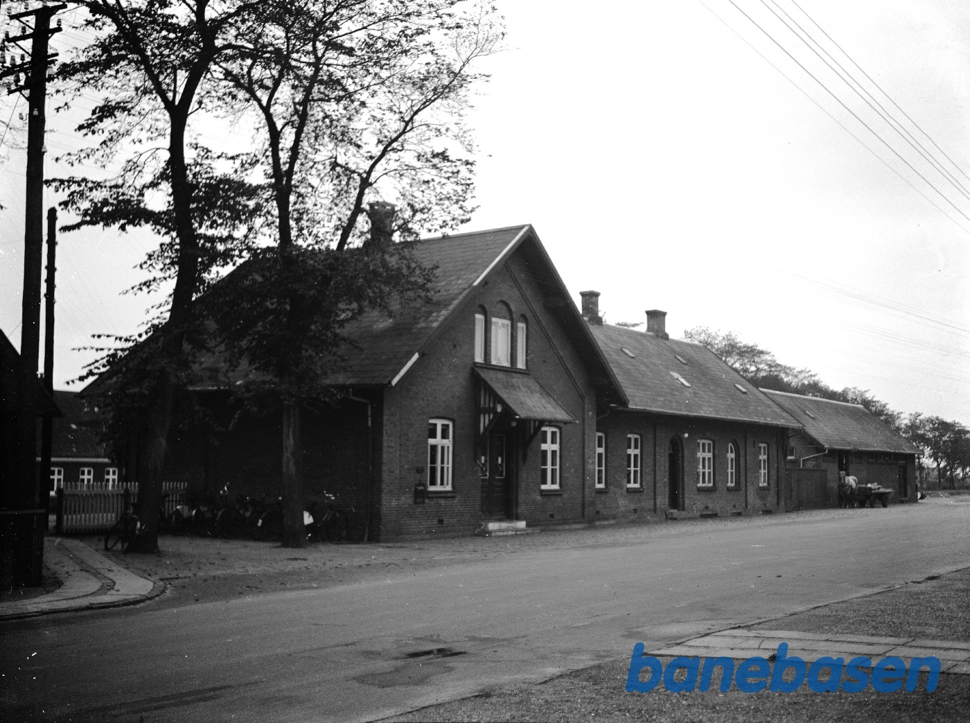 Gørding station set fra vejsiden Gørding station set fra vejsiden