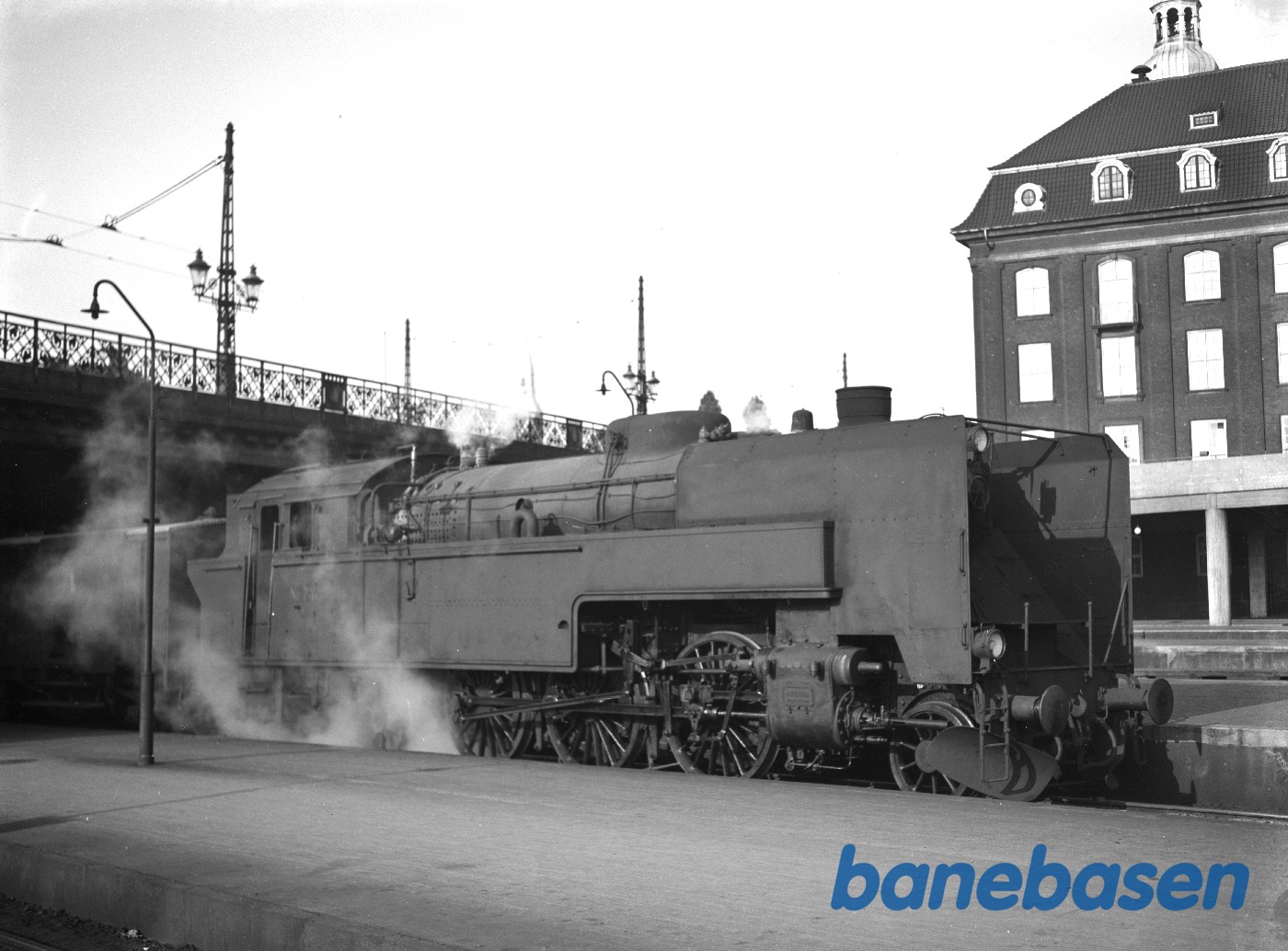 Damplokomotiv DSB Ltr S på København H Damplokomotiv DSB Ltr S på København H