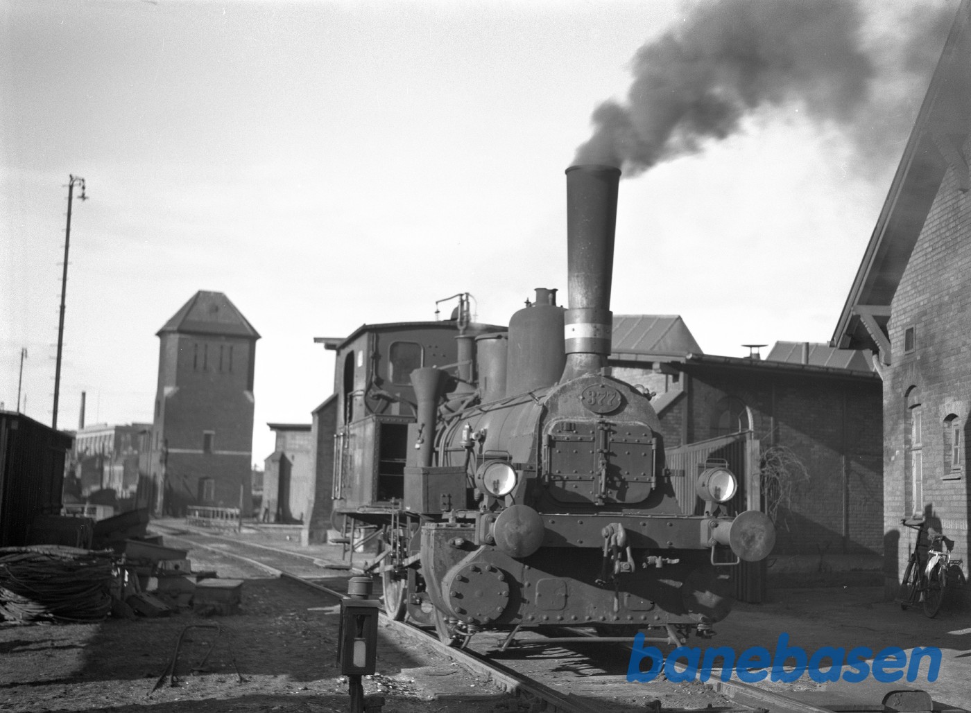 Damplokomotiv DSB HS 377 rangerer på Østerport station Damplokomotiv DSB HS 377 rangerer på Østerport station