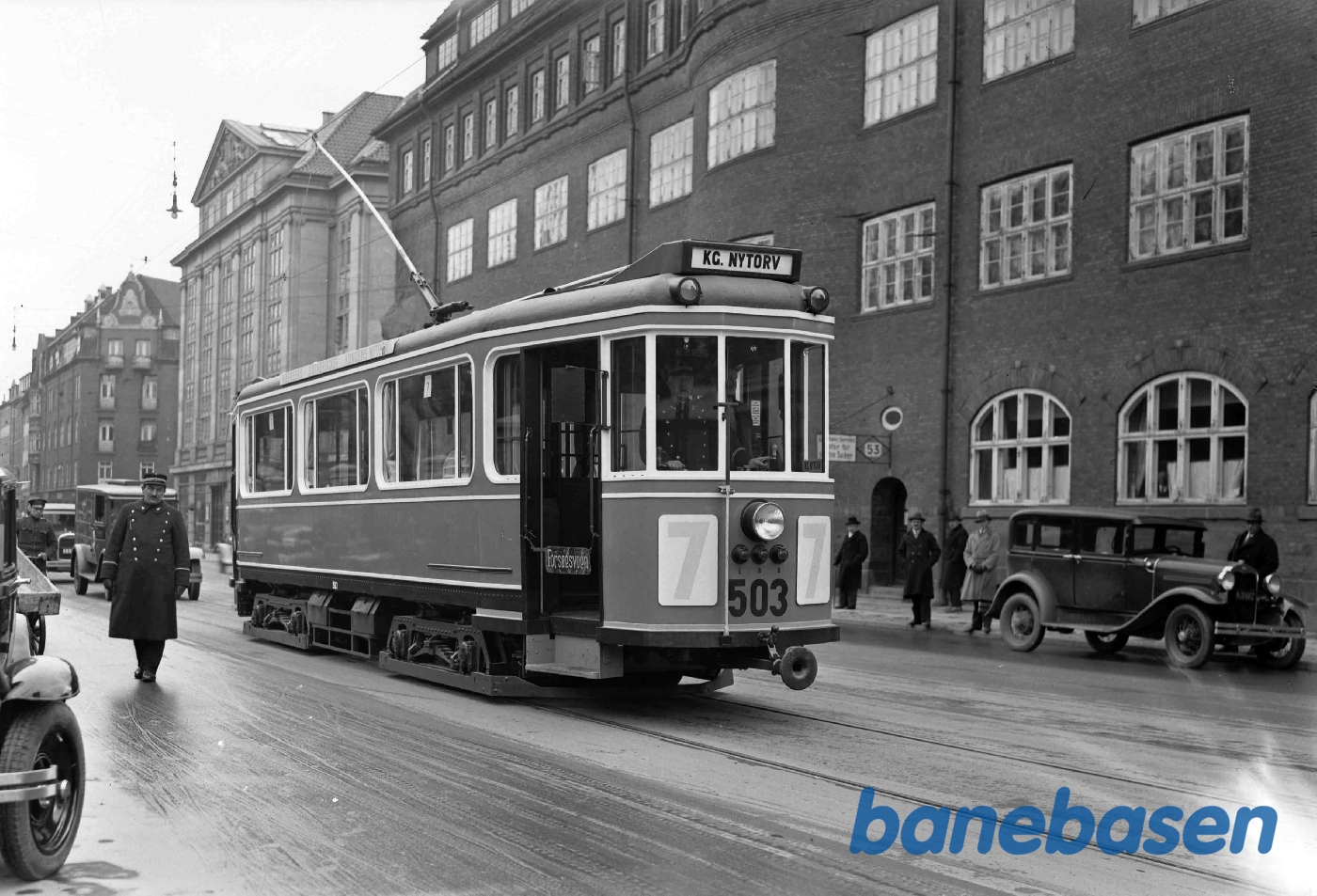 En af de første serie 500-vogne på præsentationstur gennem København, her 503 som en linje 7 En af de første serie 500-vogne på præsentationstur gennem København, her 503 som en linje 7