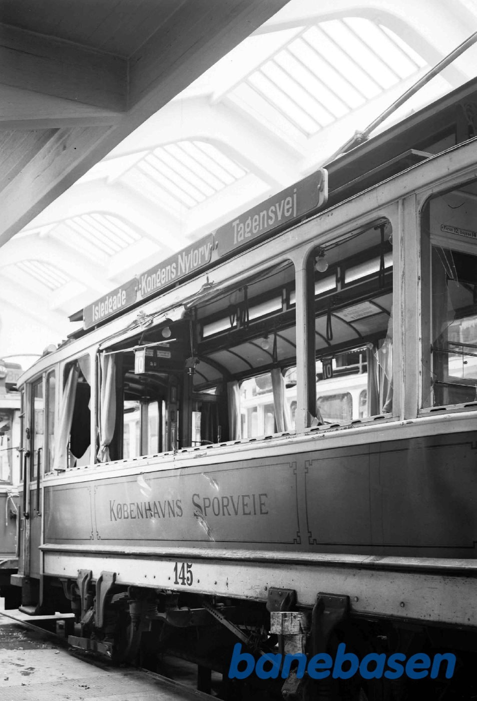 Vognen set fra siden Vognen set fra siden