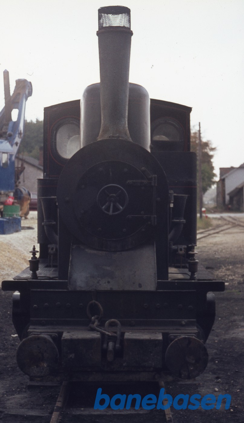 Damplokomotiv ved depotet Damplokomotiv ved depotet