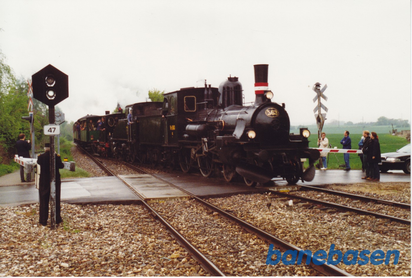 Forspandskørsel, tog fra Gilleleje ankommer til Græsted Forspandskørsel, tog fra Gilleleje ankommer til Græsted