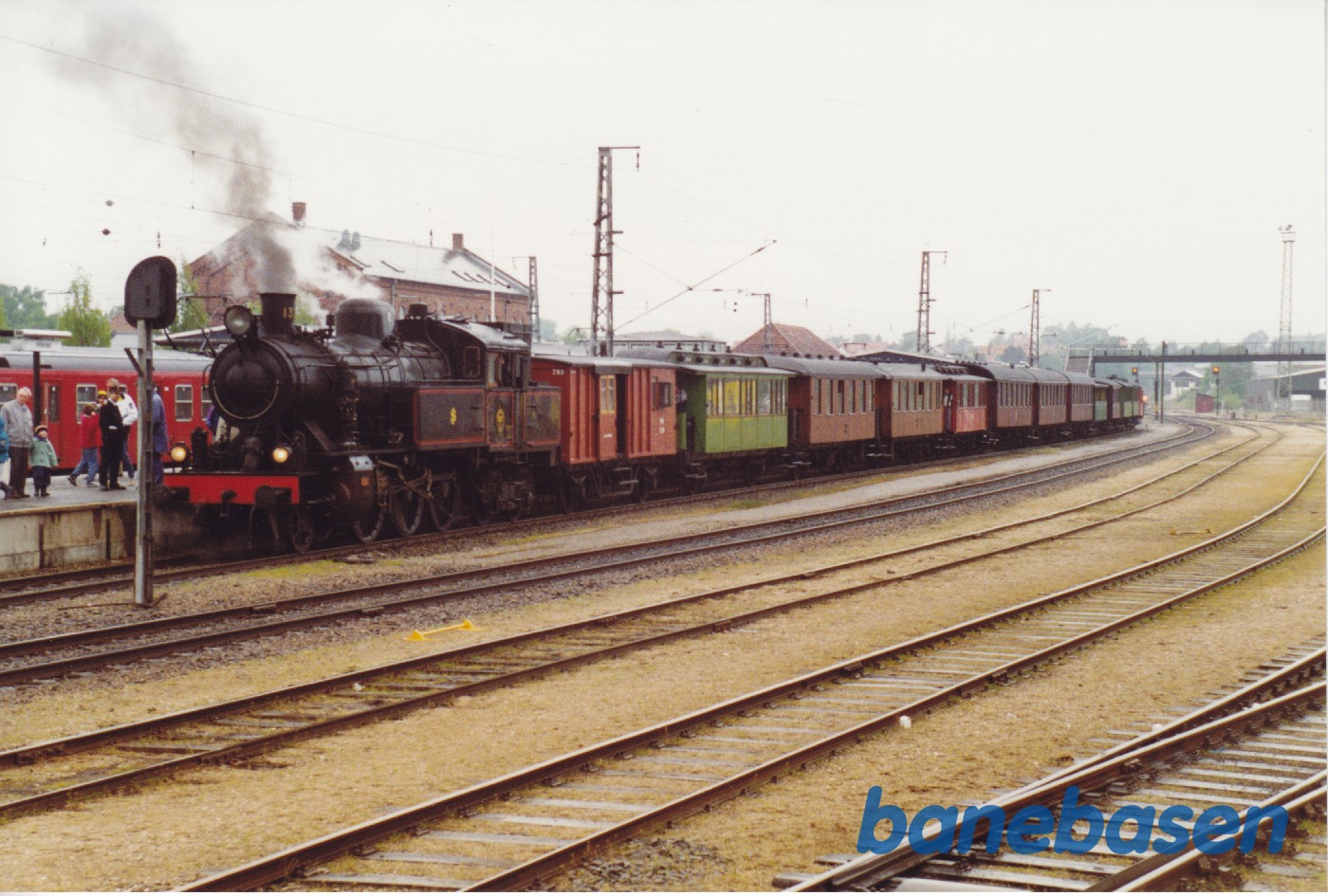 1307 med stort tog på vej mod København 1307 med stort tog på vej mod København