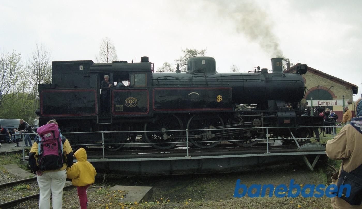 1307 på drejeskiven 1307 på drejeskiven