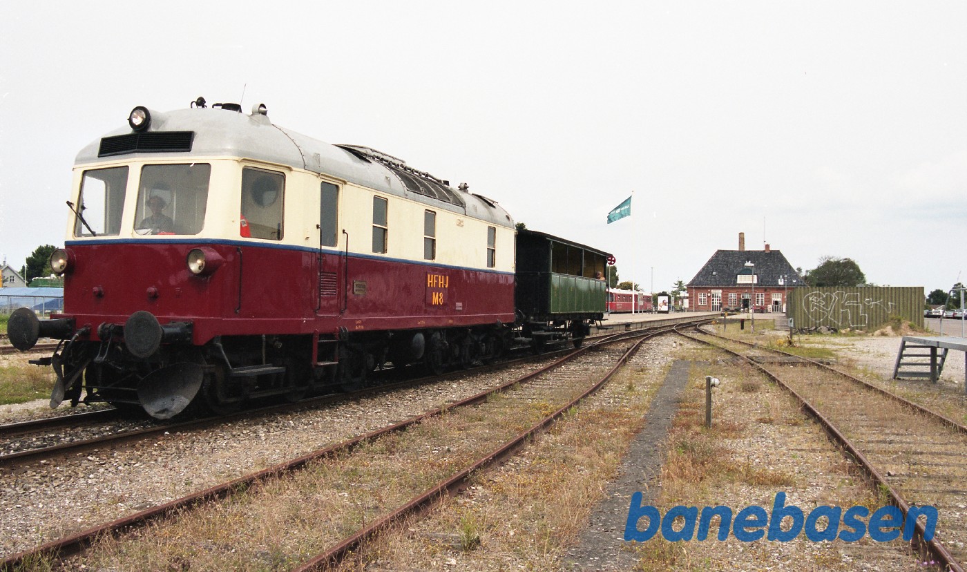 M8 og skovvognen SJS Cc 311 M8 og skovvognen SJS Cc 311