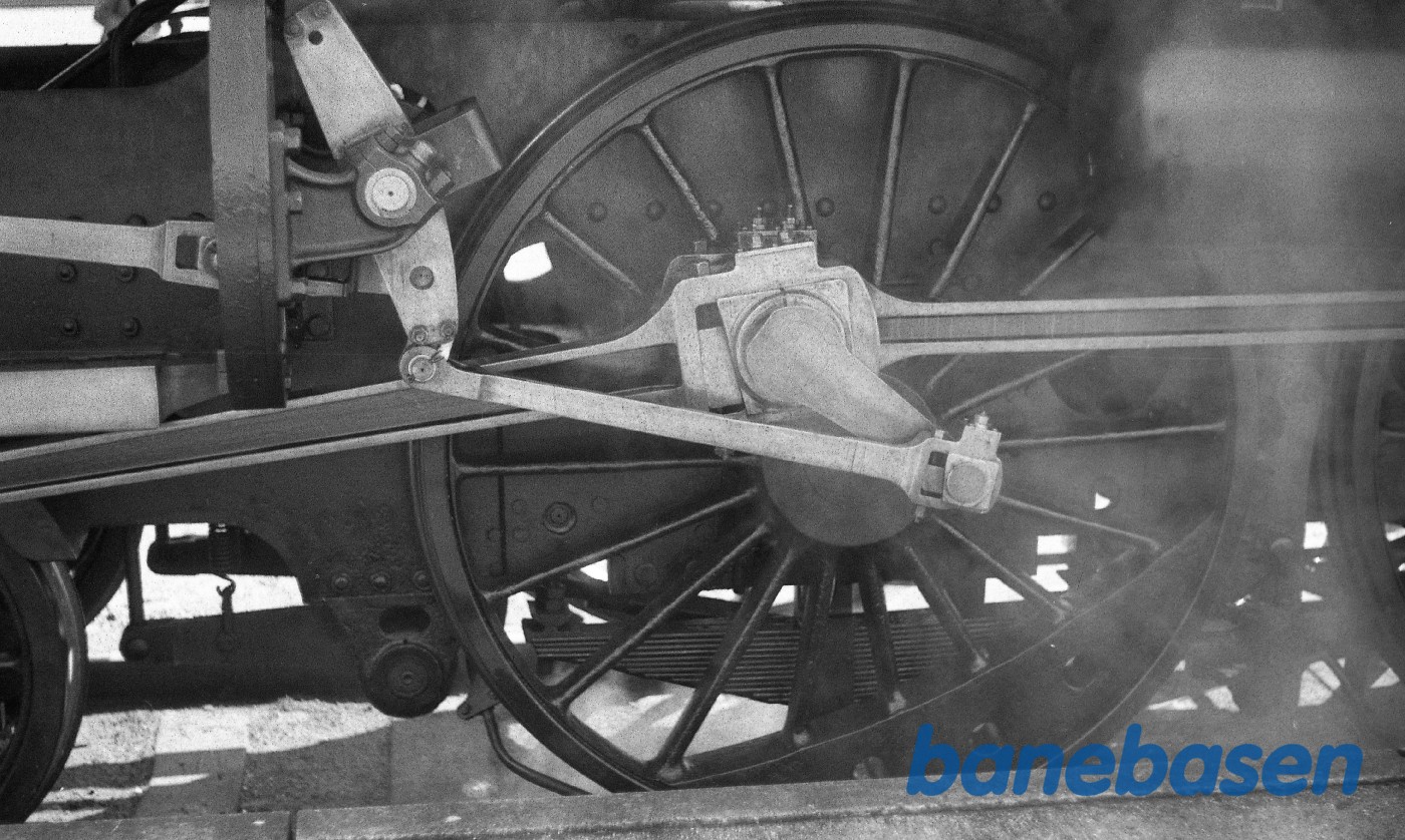 Damptoget holder klar på Nyborg Færge til at bringe gæsterne til Odense Damptoget holder klar på Nyborg Færge til at bringe gæsterne til Odense