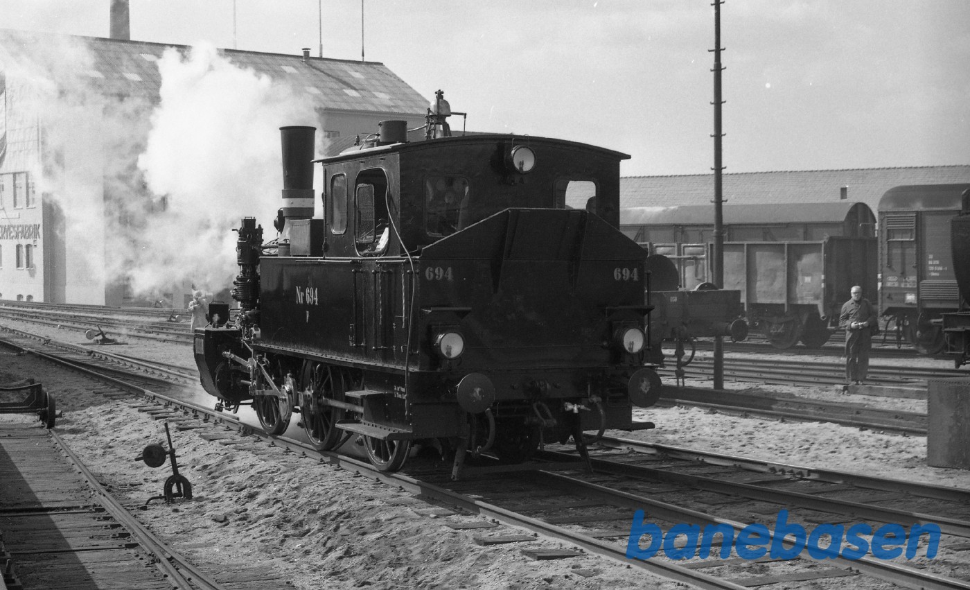 Det lille rangerlokomotiv i aktion til ære for gæsterne Det lille rangerlokomotiv i aktion til ære for gæsterne