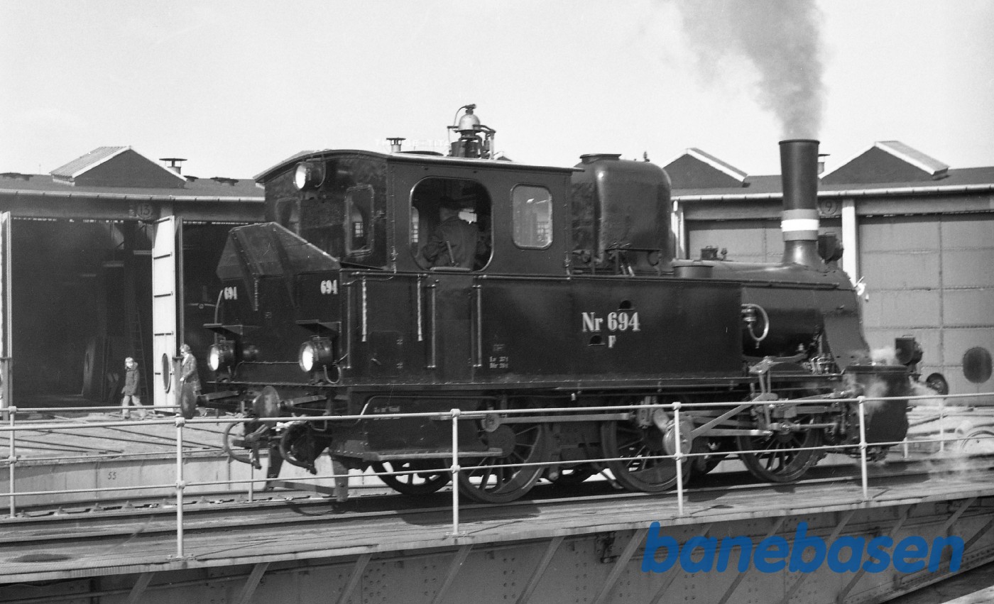 Det lille rangerlokomotiv i aktion til ære for gæsterne Det lille rangerlokomotiv i aktion til ære for gæsterne