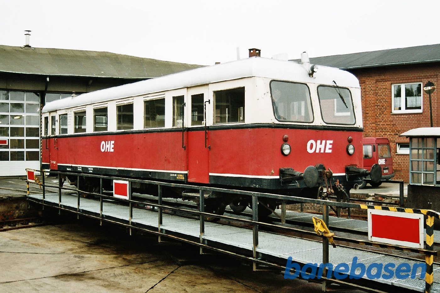 Motorvogn på drejeskiven Motorvogn på drejeskiven