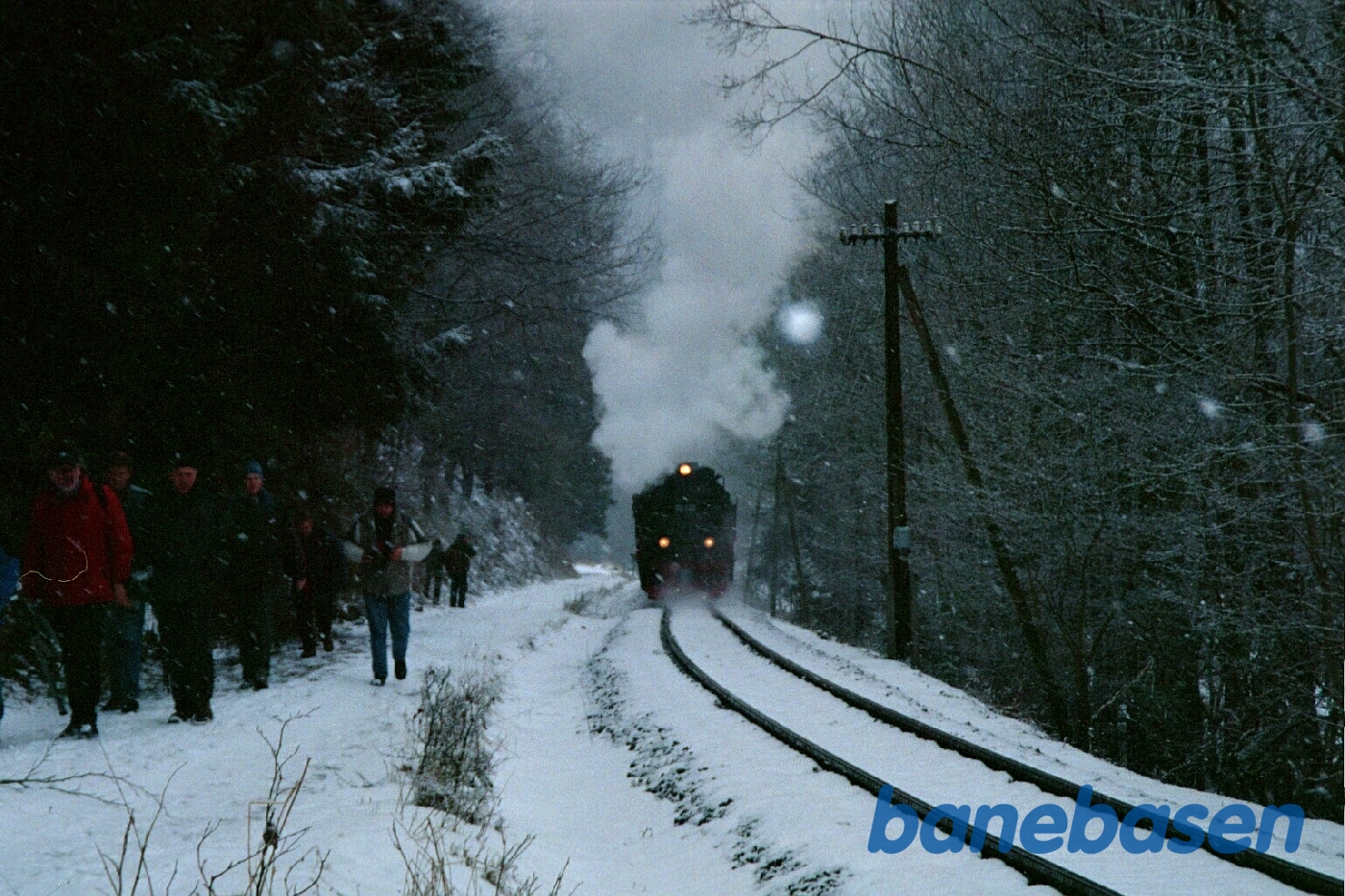 Damptog i snevejr et sted i Harzen Damptog i snevejr et sted i Harzen