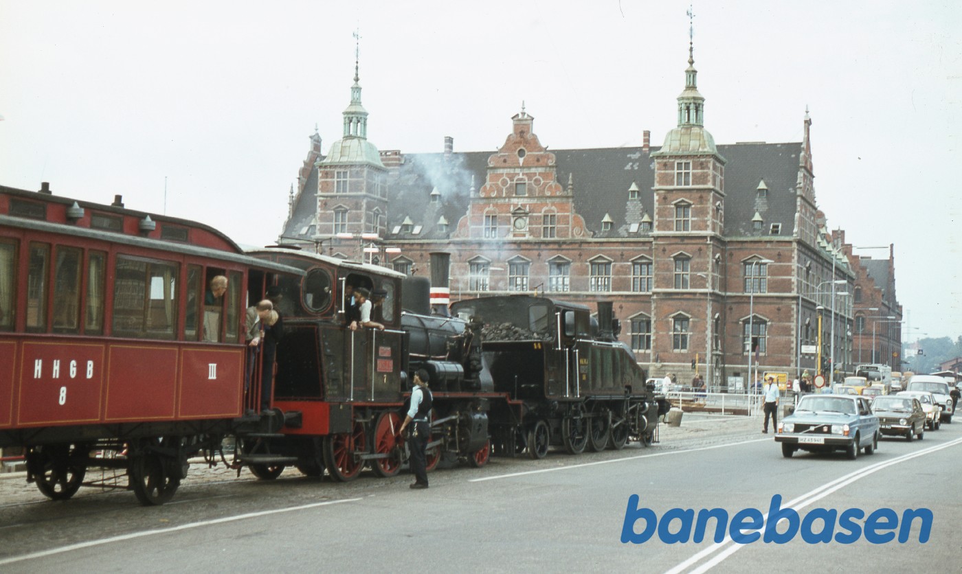 Toget på vej over havnen Toget på vej over havnen