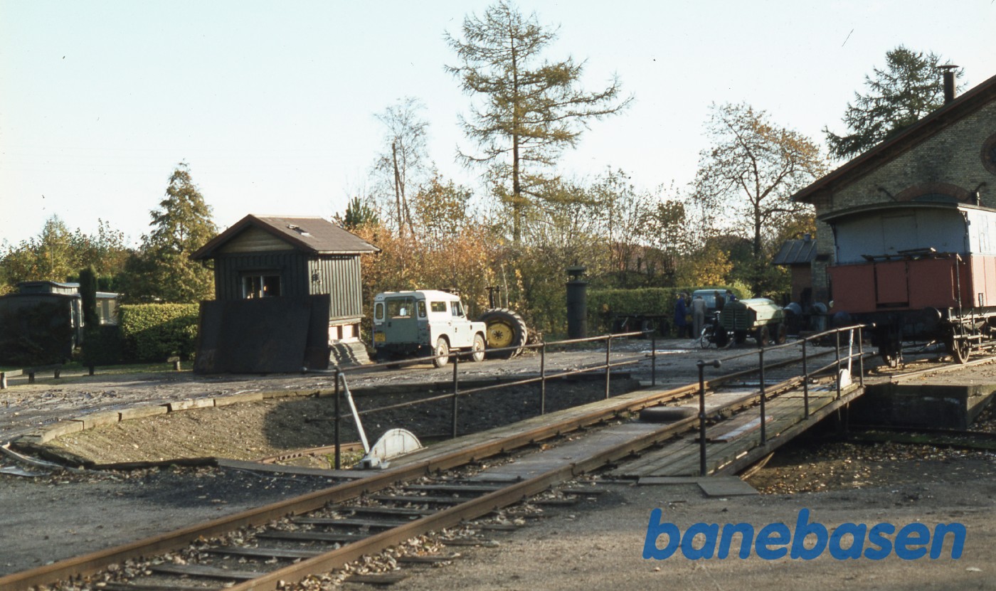 Drejeskiven ved remisen Drejeskiven ved remisen