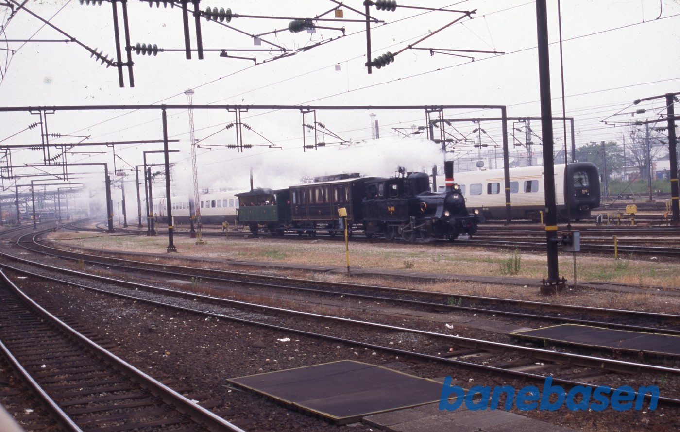 Rangerlokomotiv med 2 vogne Rangerlokomotiv med 2 vogne