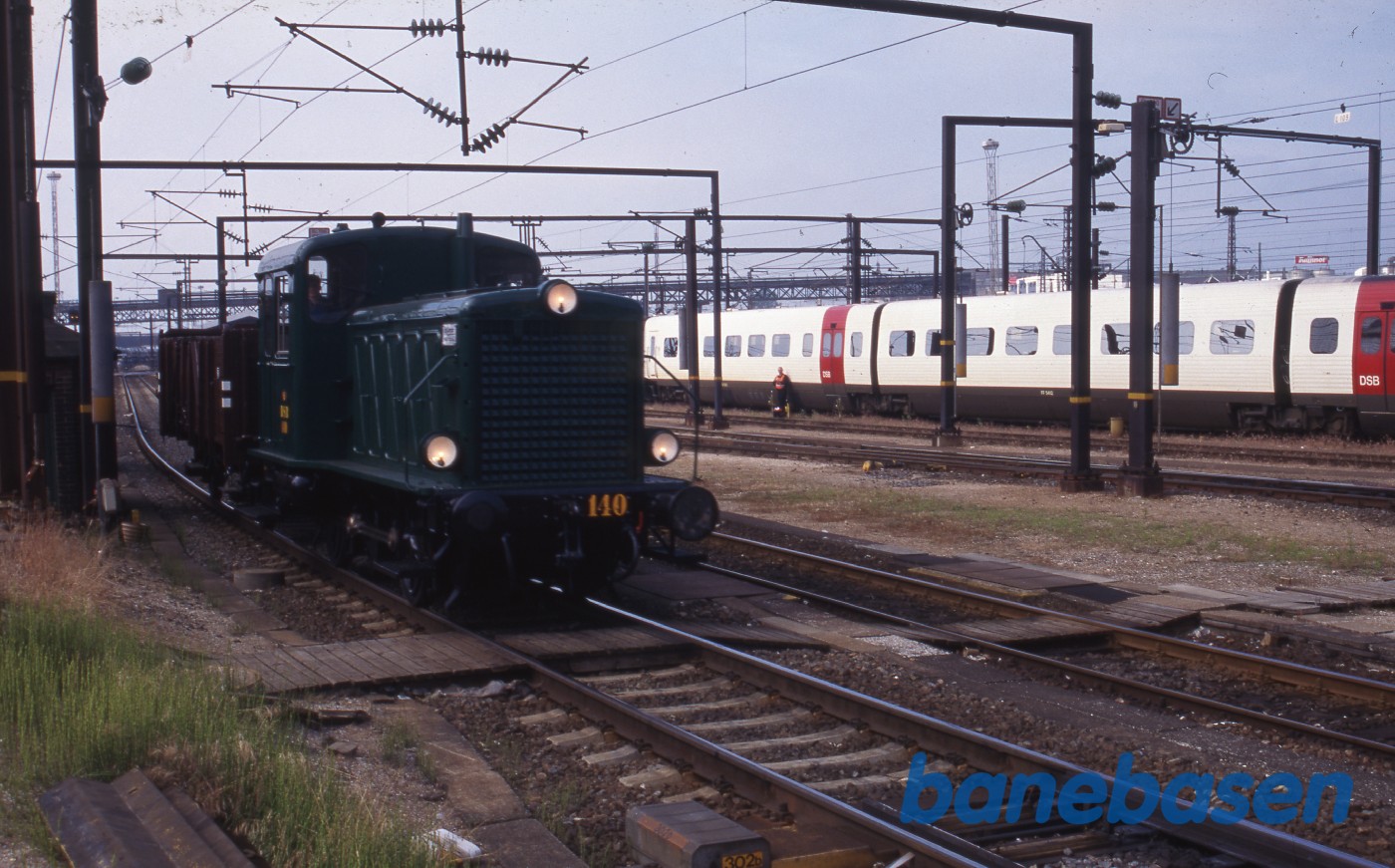 Rangerlokomotiv med en vogn Rangerlokomotiv med en vogn