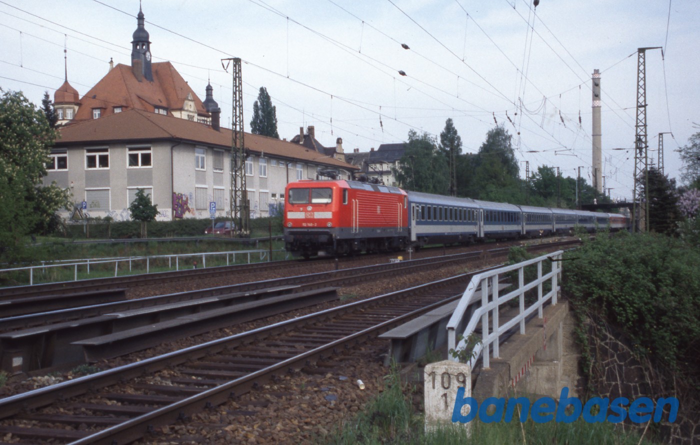 Eksprestog et sted i omegnen af Dresden Eksprestog et sted i omegnen af Dresden
